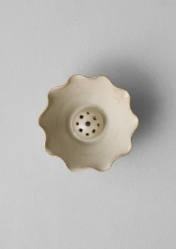 TOAST Alice Passingham Scalloped Flower Frog- Decorative Pieces|Ceramics