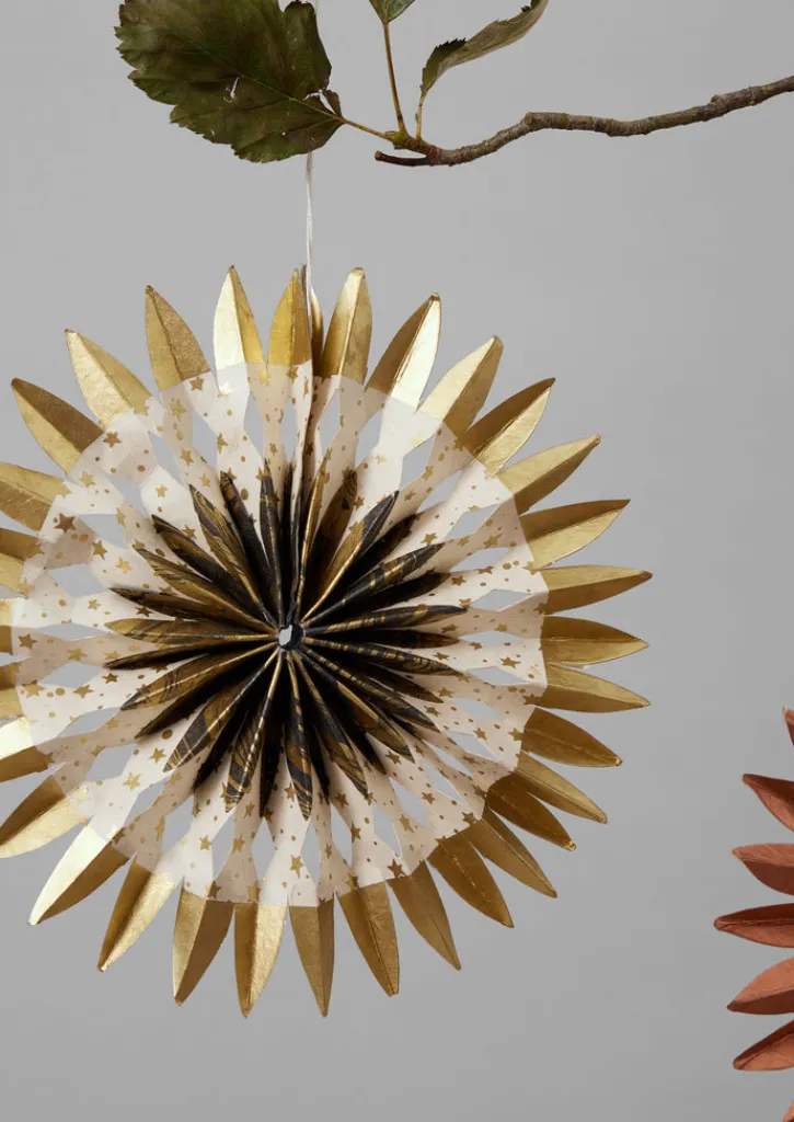 TOAST Large Dip Dyed Lokta Paper Rosette Set- Christmas Decorations