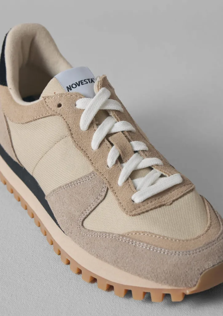 TOAST Novesta Marathon Trail Trainers-Women Trainers & Plimsolls