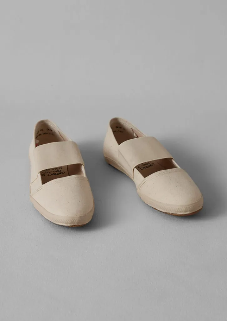 TOAST Pras Canvas Pumps-Women Trainers & Plimsolls
