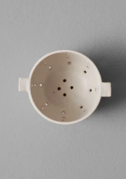 TOAST Rebecca Williams Berry Colander- Ceramics|Kitchen